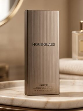 Hourglass Phantom Volumizing Glossy Balm Duo-Trace/Mystic